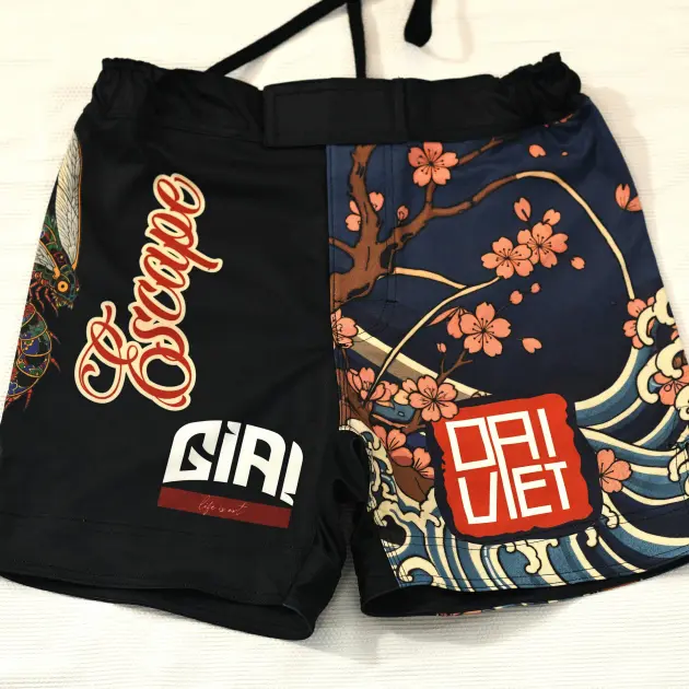 CHUỒN CHUỒN ESCAPE SHORT